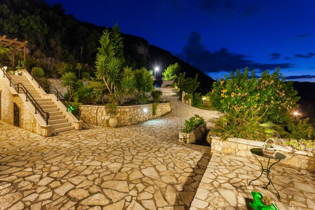 Villa Akros And Suites Keri Exterior foto